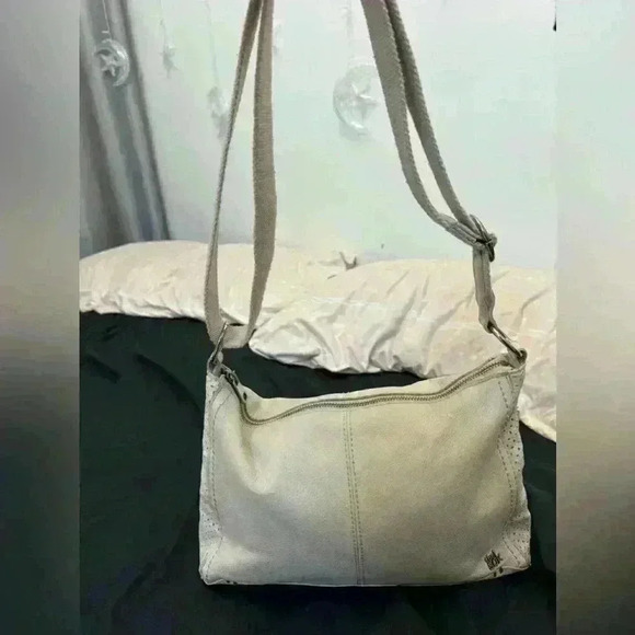 Sak - Picture 4 of 8